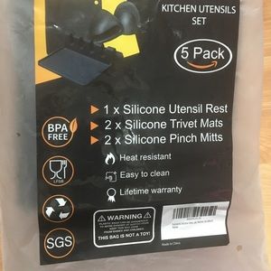 Kitchen silicone utensils